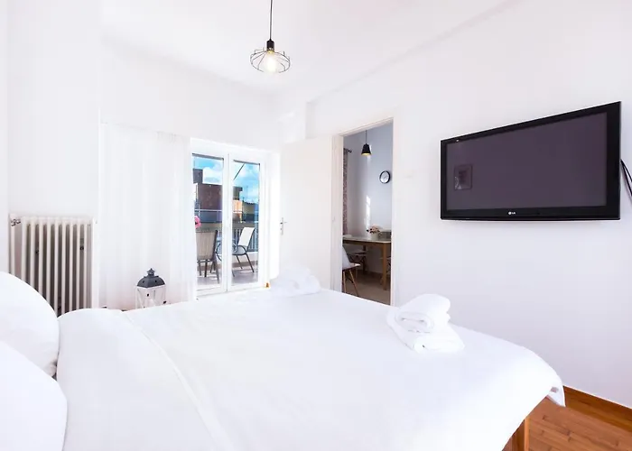 Loft Apt With Acropolis View